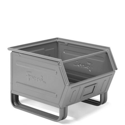 Pojemnik metalowy  rozmiar 5P4 z płozami
